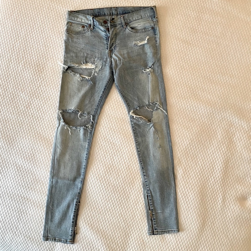H&M Men’s Ripped Denim